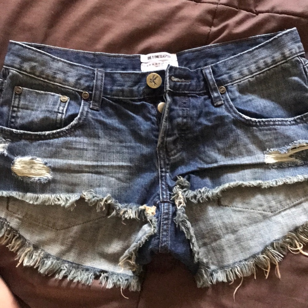 Demon shorts